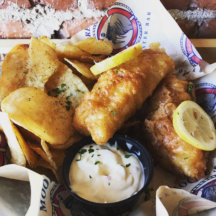 Moore Street Oyster Bar | restaurant | 110 E Moore St, Southport, NC 28461, USA | 9103635115 OR +1 910-363-5115