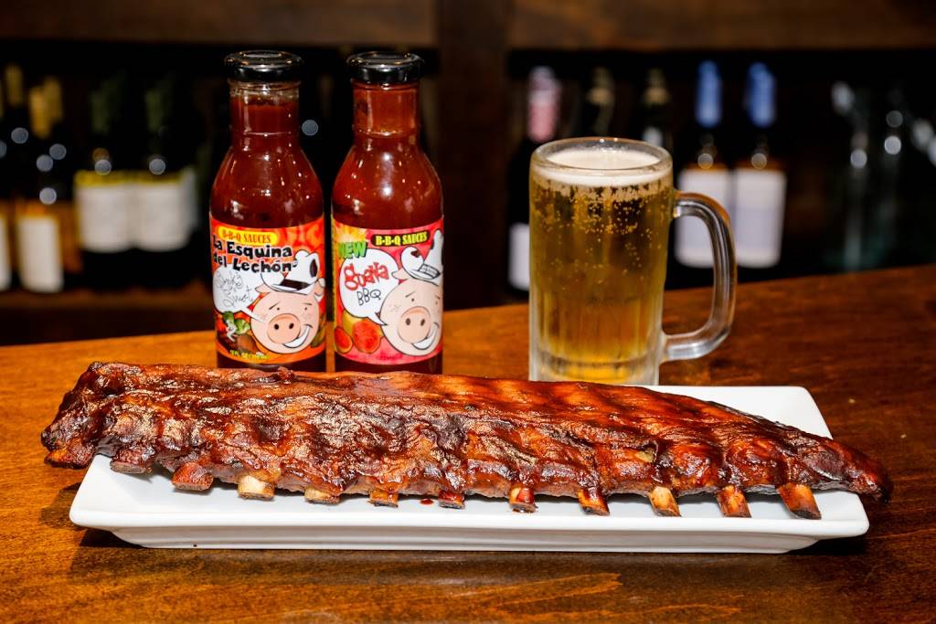 La Esquina Del Lechon | restaurant | 8601 NW 58th St #101, Miami, FL 33166, USA | 3056403041 OR +1 305-640-3041