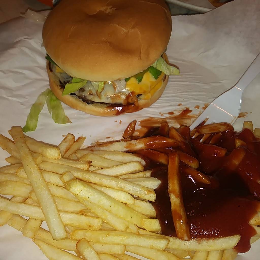 Hollywood Burger | restaurant | 1301 Solana Blvd #4116, Westlake, TX 76262, USA | 6822377771 OR +1 682-237-7771