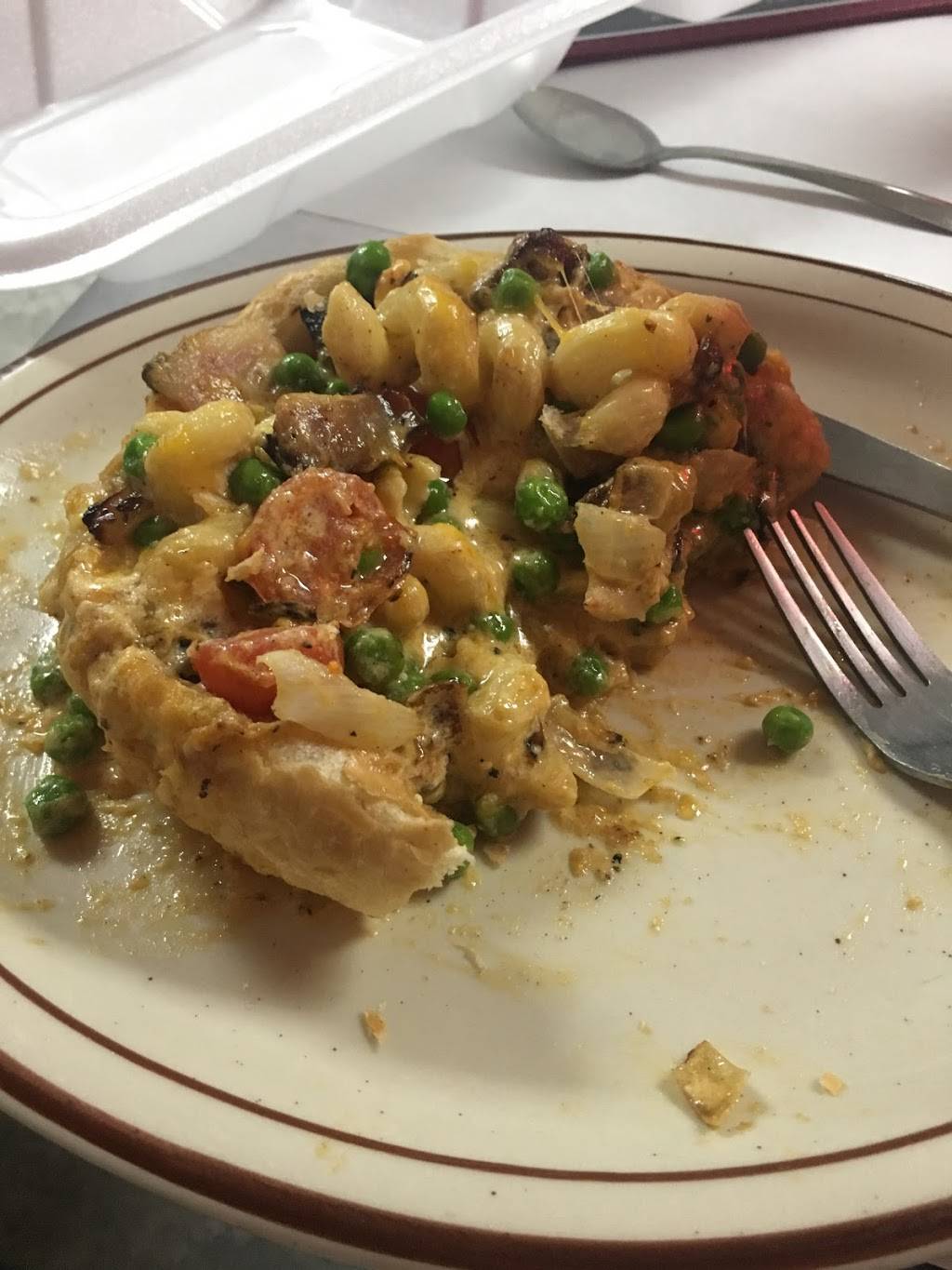 Macker Backer | restaurant | 1204 Mills St, Black Earth, WI 53515, USA | 6088131083 OR +1 608-813-1083