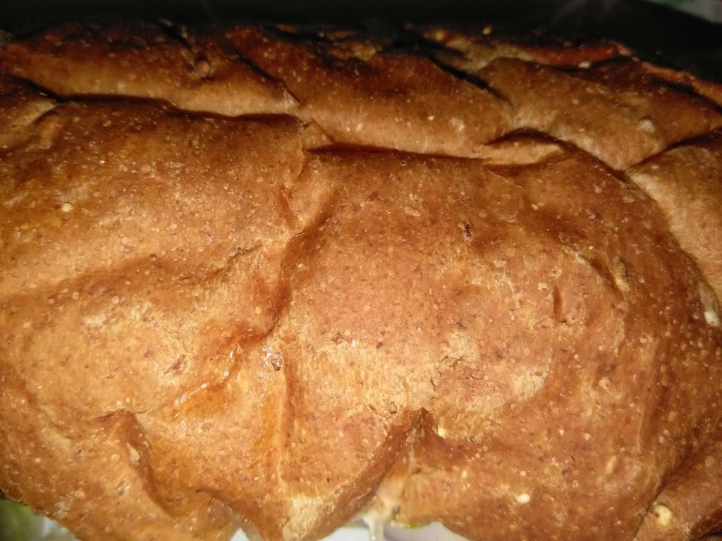 Subway | restaurant | 29702 Southfield Rd, Southfield, MI 48076, USA | 2485695050 OR +1 248-569-5050