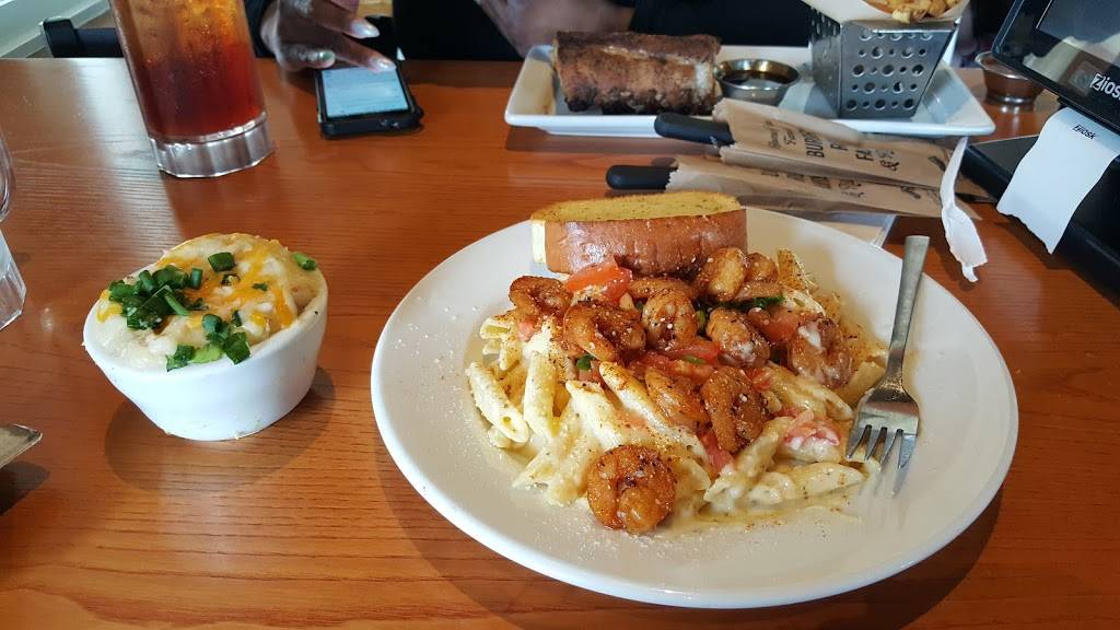 Chilis Grill & Bar | restaurant | 620 N Canal Blvd, Thibodaux, LA 70301, USA | 9854478144 OR +1 985-447-8144