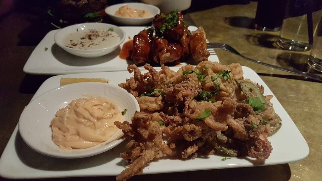 Formosa Cafe | restaurant | 7156 Santa Monica Blvd, West Hollywood, CA 90046, USA | 3238509050 OR +1 323-850-9050