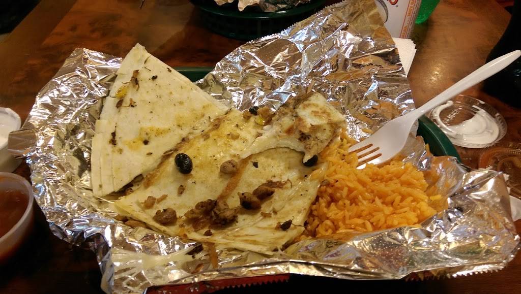 Pages Restaurant On the Mall | restaurant | 150 Halsey St, Newark, NJ 07102, USA | 9736236284 OR +1 973-623-6284