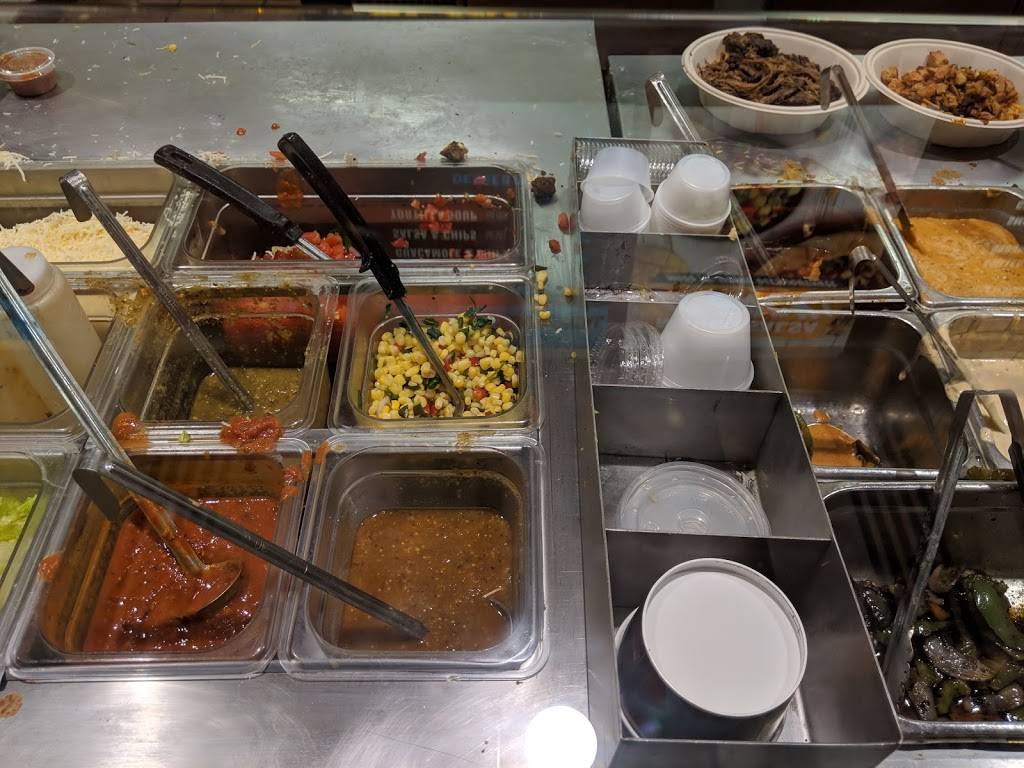 QDOBA Mexican Eats | restaurant | 561 Route 1 South, Suite E7, Edison, NJ 08817, USA | 7329850690 OR +1 732-985-0690