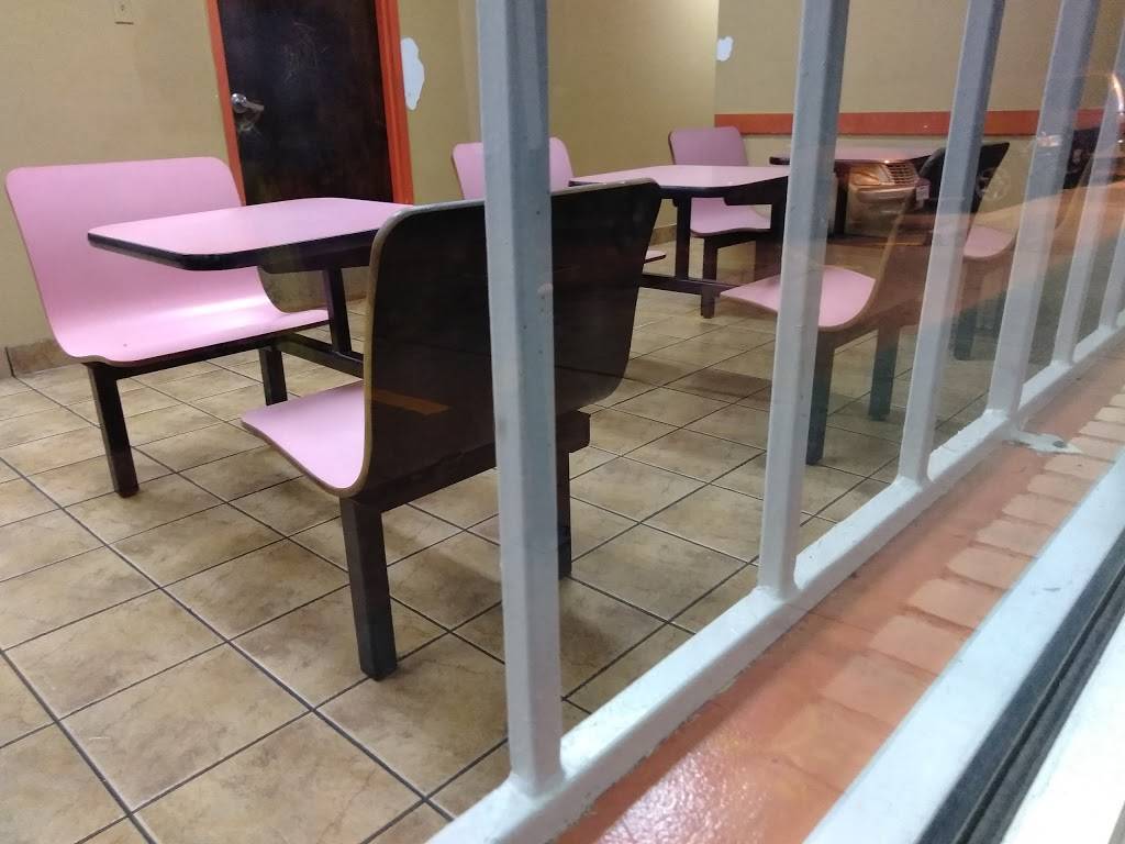 Williams Fried Chicken | restaurant | 4313 E Berry St, Fort Worth, TX 76105, USA | 8175345600 OR +1 817-534-5600