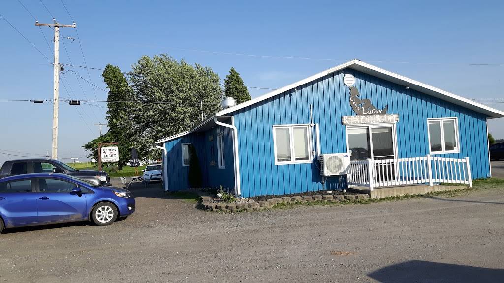 Resto Chez Lucky | restaurant | 131 Rte St-Albert, Saint-Albert, QC J0A 1E0, Canada | 8193585848 OR +1 819-358-5848