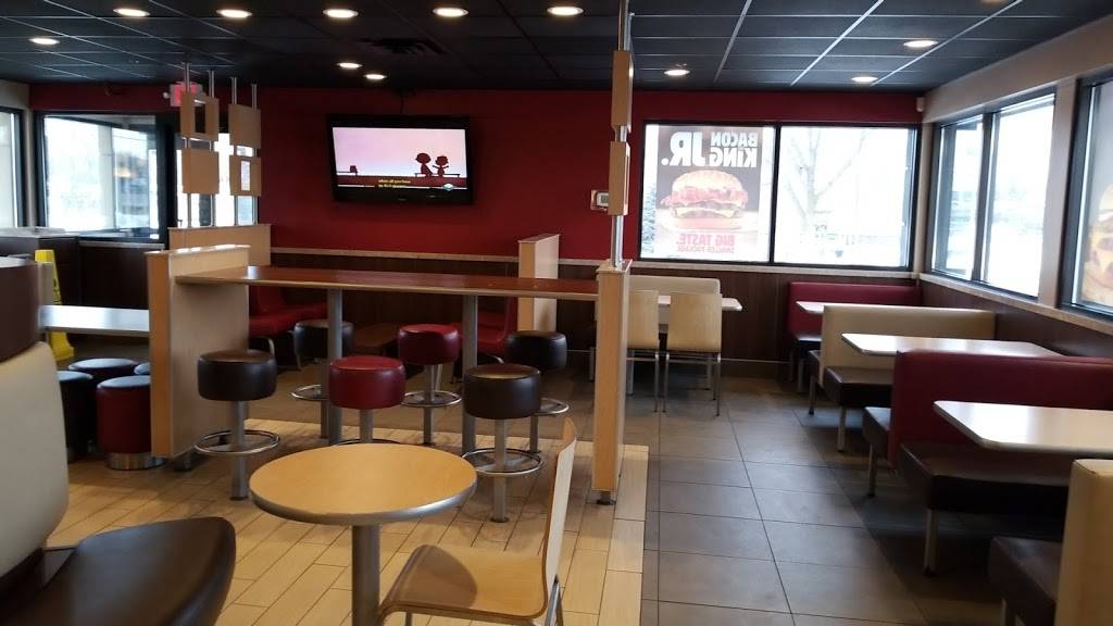 Burger King | restaurant | 14430 28th Pl N, Plymouth, MN 55447, USA | 7635190400 OR +1 763-519-0400
