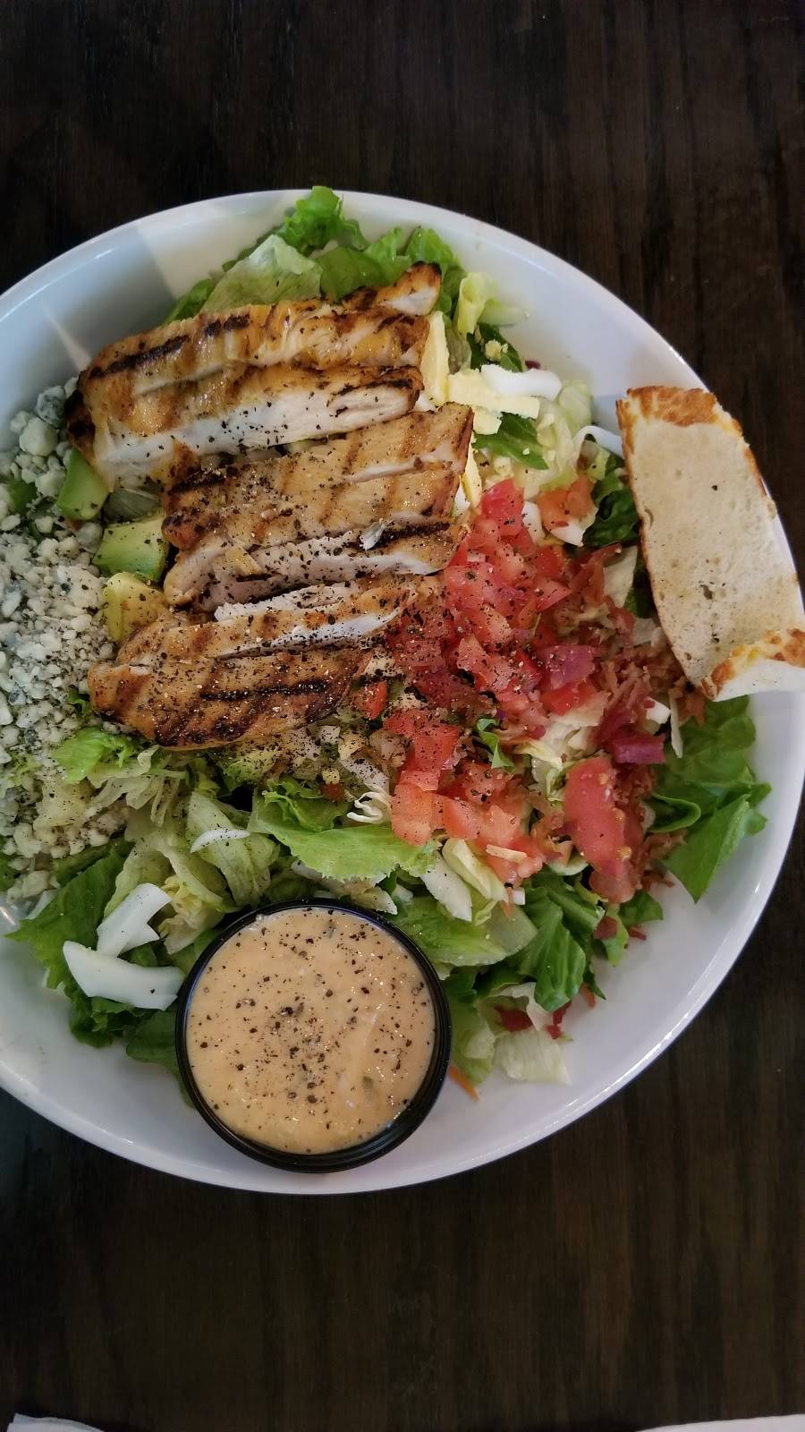 Red Robin Gourmet Burgers and Brews | restaurant | 5461 Katella Ave, Cypress, CA 90630, USA | 7142269009 OR +1 714-226-9009