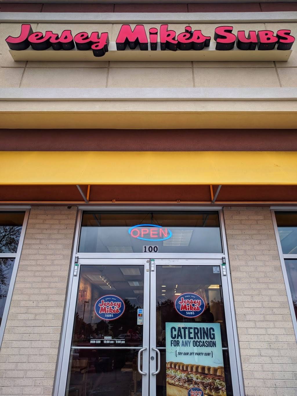 Jersey Mikes Subs | meal takeaway | 2400 Chesapeake Square Ring Rd, Chesapeake, VA 23321, USA | 7572275755 OR +1 757-227-5755