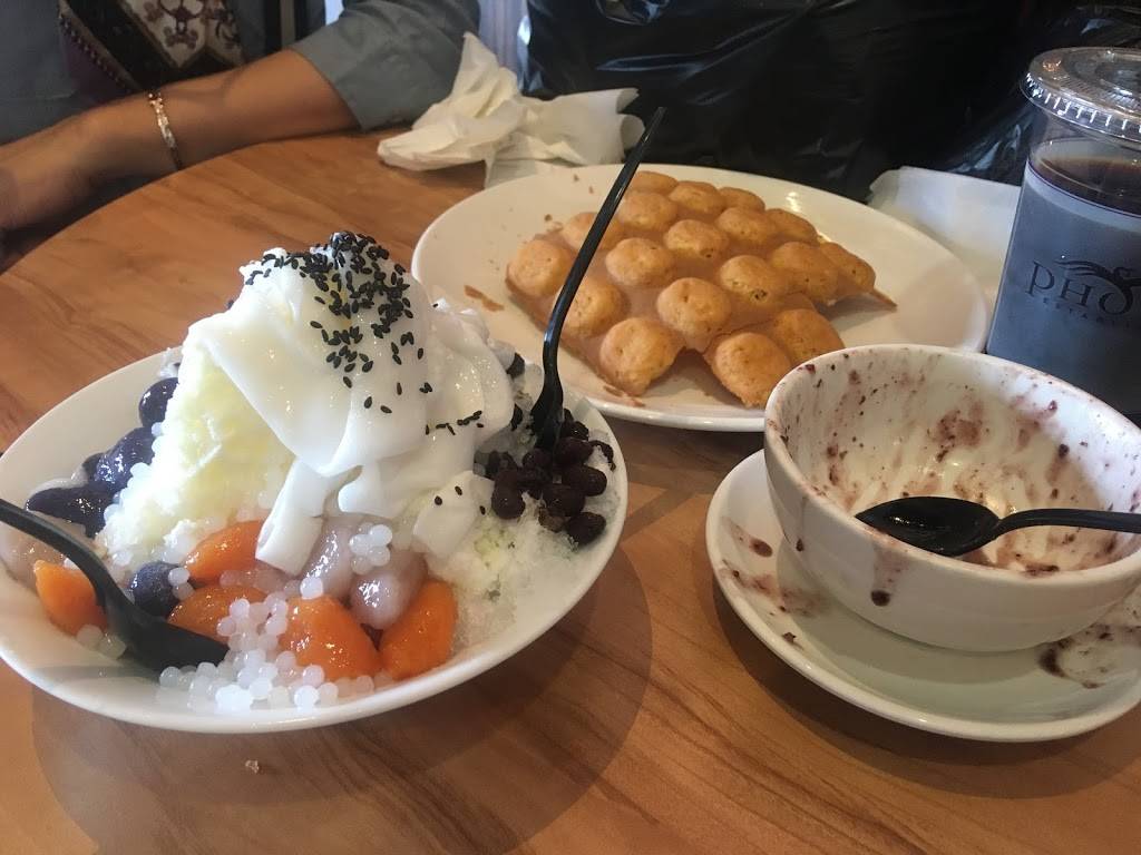 Phoenix Food Dessert | restaurant | 220 E Valley Blvd, Alhambra, CA 91801, USA | 6262991918 OR +1 626-299-1918