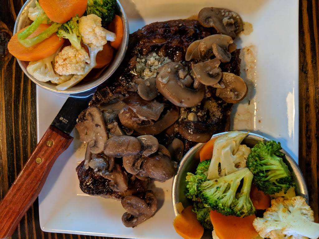 Old Crow Smokehouse Orange | restaurant | 1535 W Katella Ave, Orange, CA 92867, USA | 6572213057 OR +1 657-221-3057