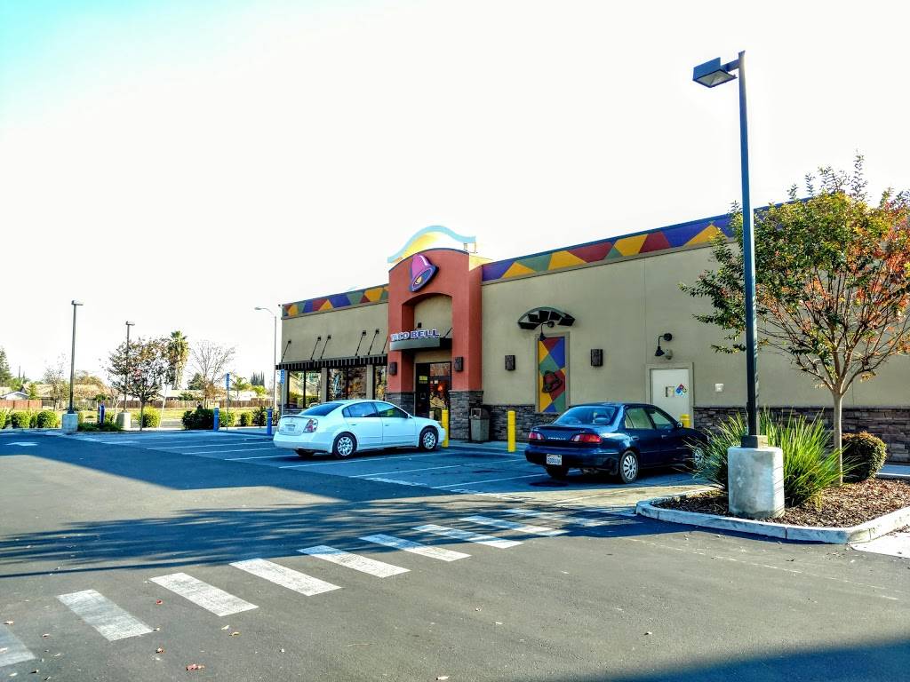 Taco Bell | meal takeaway | 2421 N Dinuba Blvd, Visalia, CA 93291, USA | 5596274600 OR +1 559-627-4600