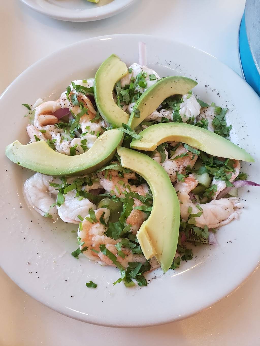 El barco Seafood Bar & Grill.” | restaurant | 2650 Hickory Tree Rd, Balch Springs, TX 75180, USA | 2145799638 OR +1 214-579-9638