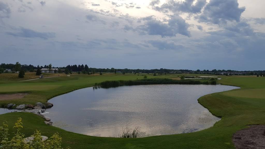 Metamora Fields Golf Club | restaurant | 801 W Progress St, Metamora, IL 61548, USA | 3093674000 OR +1 309-367-4000