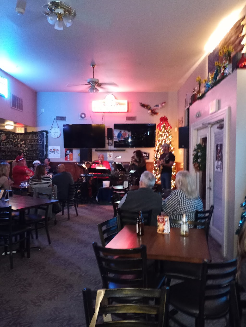 Cocktails | restaurant | 3935 AZ-95, Bullhead City, AZ 86442, USA | 9287584955 OR +1 928-758-4955