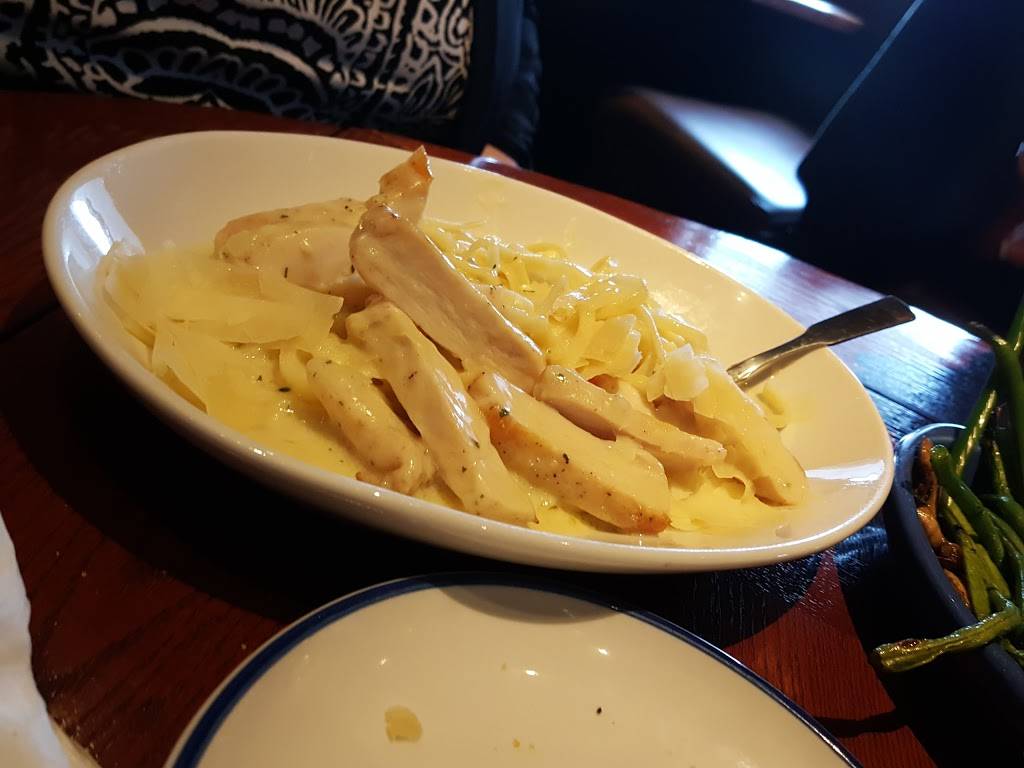 Red Lobster | restaurant | 1477 Greenville Ave, Staunton, VA 24401, USA | 5408877582 OR +1 540-887-7582