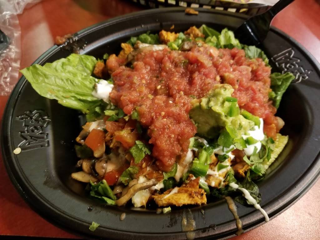 Moes Southwest Grill | restaurant | 420 Pinnacle Pkwy, Bristol, TN 37620, USA | 4235736637 OR +1 423-573-6637