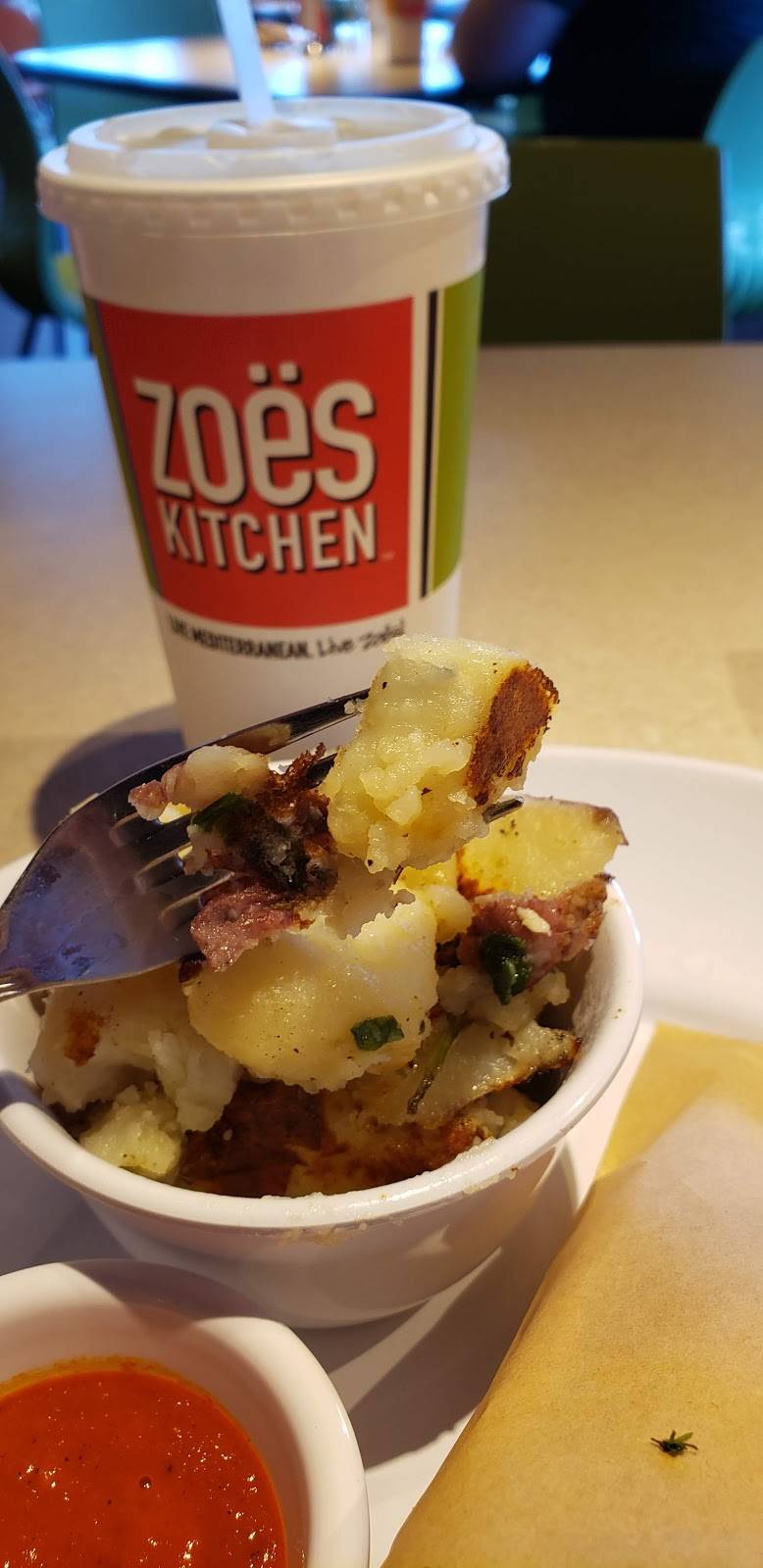 Zoës Kitchen | restaurant | 2061 Huguenot Rd Suite A, North Chesterfield, VA 23235, USA | 8564374390 OR +1 856-437-4390