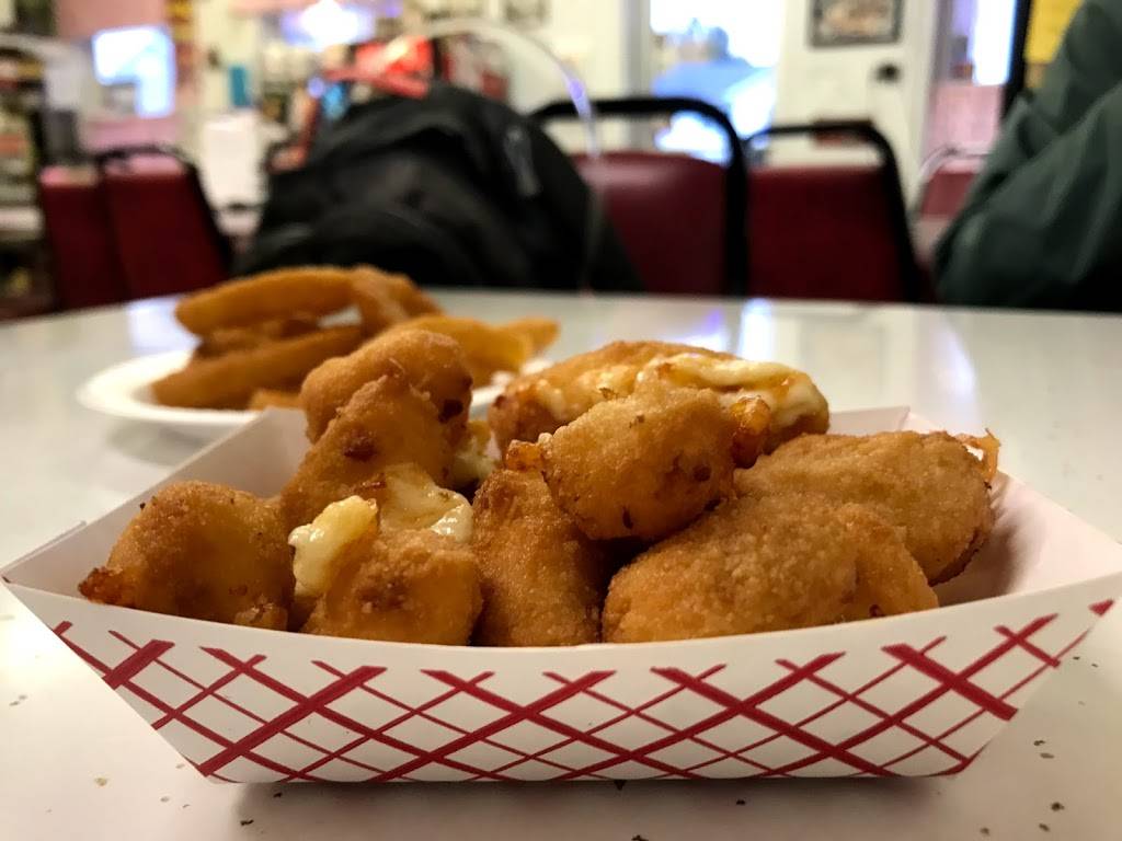 Treasas Pizza & Subs | restaurant | 2564 Delta Rd, Brogue, PA 17309, USA | 7179279545 OR +1 717-927-9545