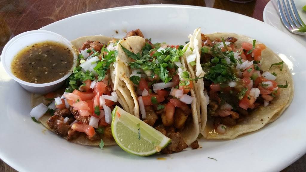 El Habanero Bar & Grill | restaurant | 6685 Eastex Fwy, Beaumont, TX 77706, USA | 4092231661 OR +1 409-223-1661