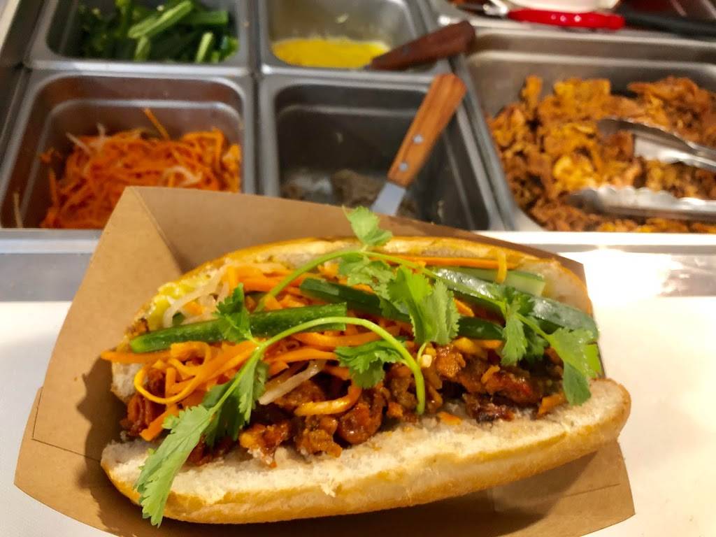 Pho King Express | restaurant | 18 Park Pl NE S, Atlanta, GA 30303, USA | 4049419565 OR +1 404-941-9565