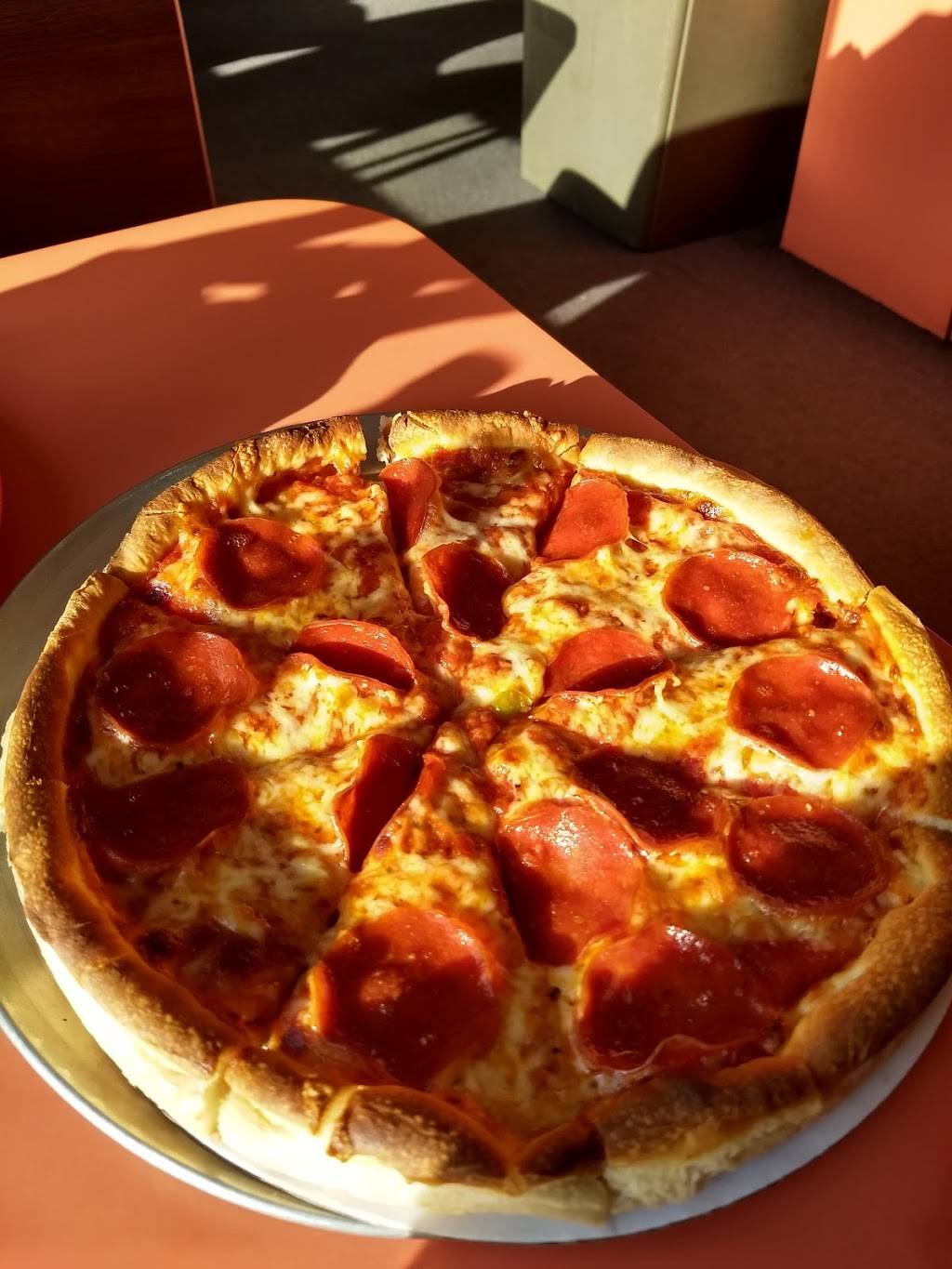 Jons Pizza House of Clinton | restaurant | 995 Main St, Clinton, MA 01510, USA | 9783654311 OR +1 978-365-4311