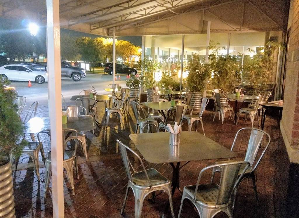 Guru Burgers Crepes | meal takeaway | 2268 Texas Dr, Sugar Land, TX 77479, USA | 2813130026 OR +1 281-313-0026