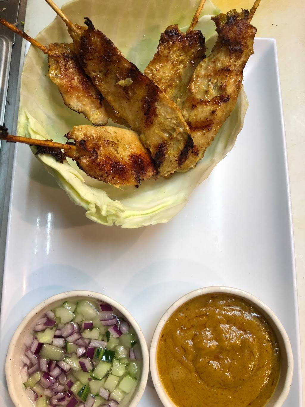 Emerald Thai Restaurant | restaurant | 8500 W State Rd 84, Davie, FL 33324, USA | 9544743769 OR +1 954-474-3769