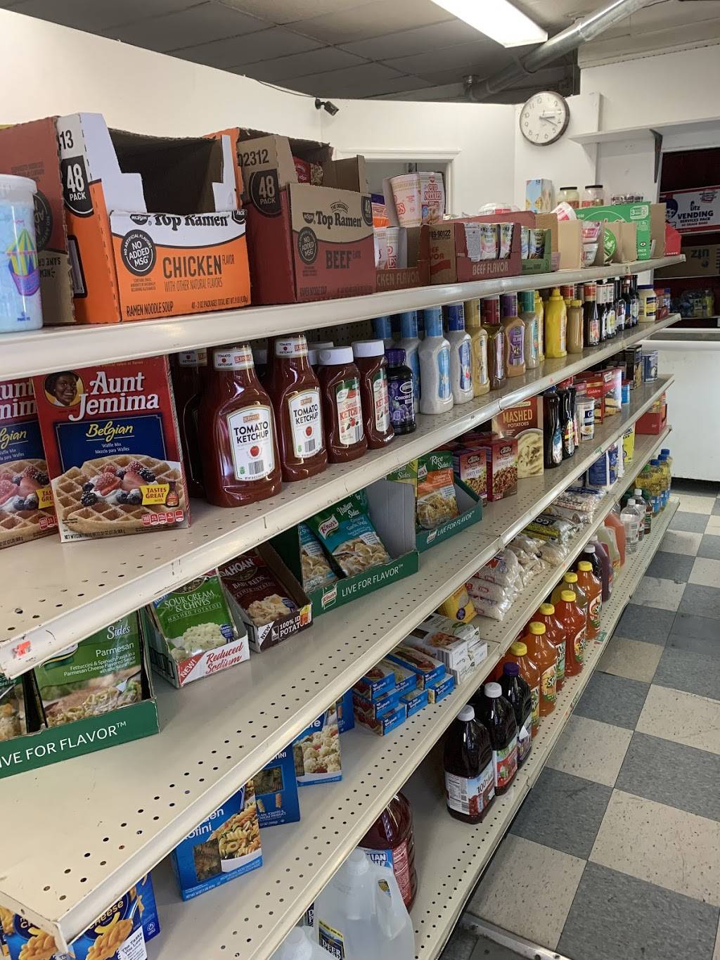 Gorsuch Deli | restaurant | 959 Gorsuch Ave, Baltimore, MD 21218, USA | 4103661735 OR +1 410-366-1735