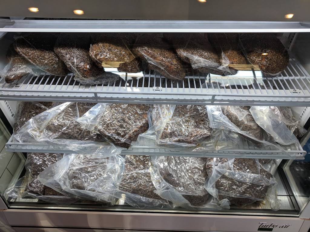 Augies Montreal Smoke Meat | restaurant | 875 Potter St, Berkeley, CA 94710, USA | 5109840283 OR +1 510-984-0283