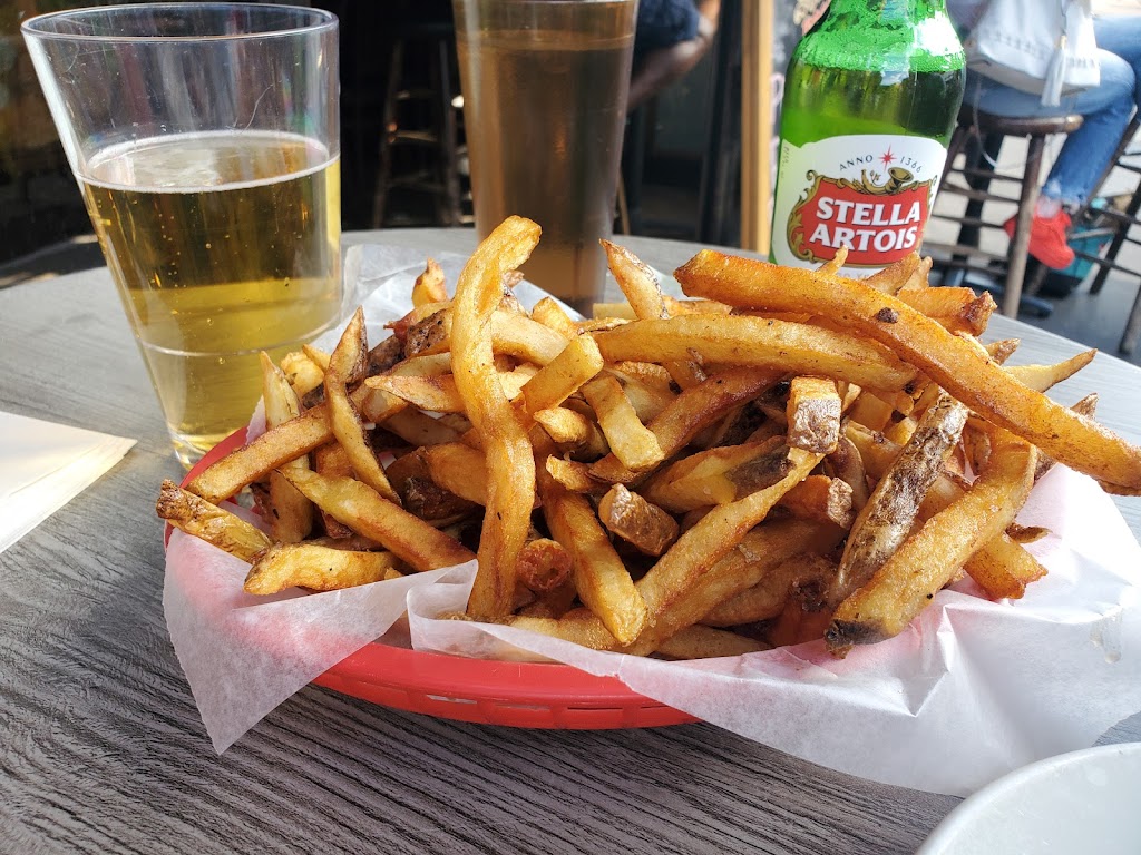 Wingbar | restaurant | 275 Smith St, Brooklyn, NY 11231, USA | 7182372728 OR +1 718-237-2728