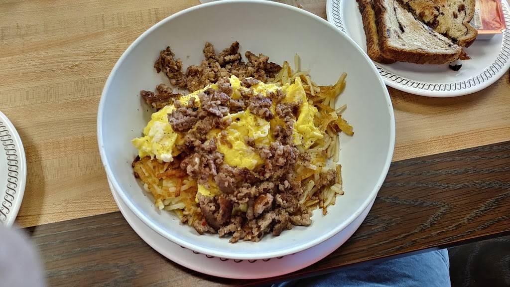 Waffle House | meal takeaway | 5309 S College Rd, Wilmington, NC 28412, USA | 9103970110 OR +1 910-397-0110