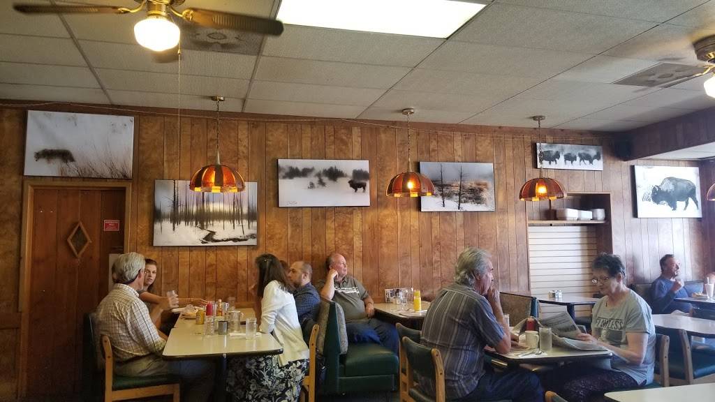 Edelweiss | restaurant | 627 High St, Auburn, CA 95603, USA | 5308851772 OR +1 530-885-1772