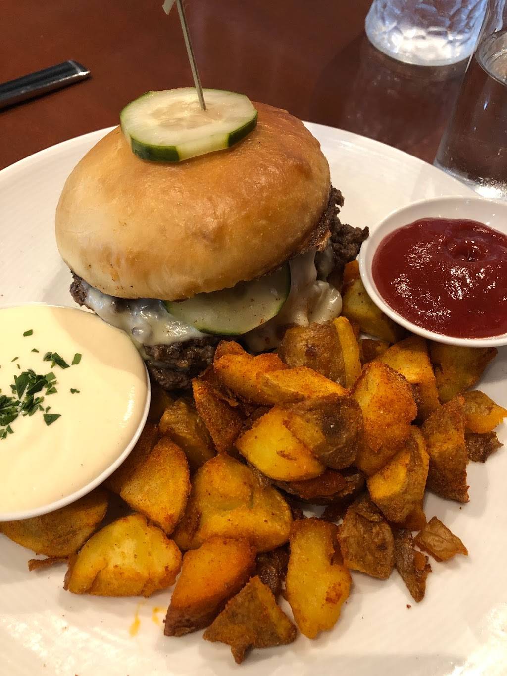 Full Belly Cafe + Bar | restaurant | 427 N Loop 1604 W Suite 202, San Antonio, TX 78258, USA | 2102365374 OR +1 210-236-5374