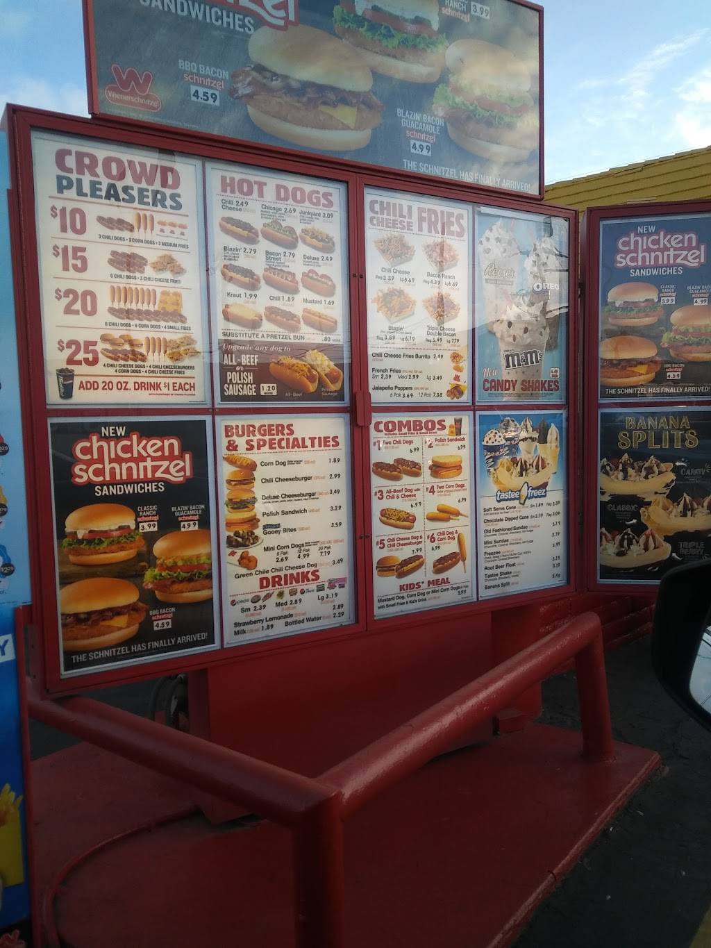 Wienerschnitzel | restaurant | 4530 El Cajon Blvd, San Diego, CA 92115, USA | 6192819618 OR +1 619-281-9618