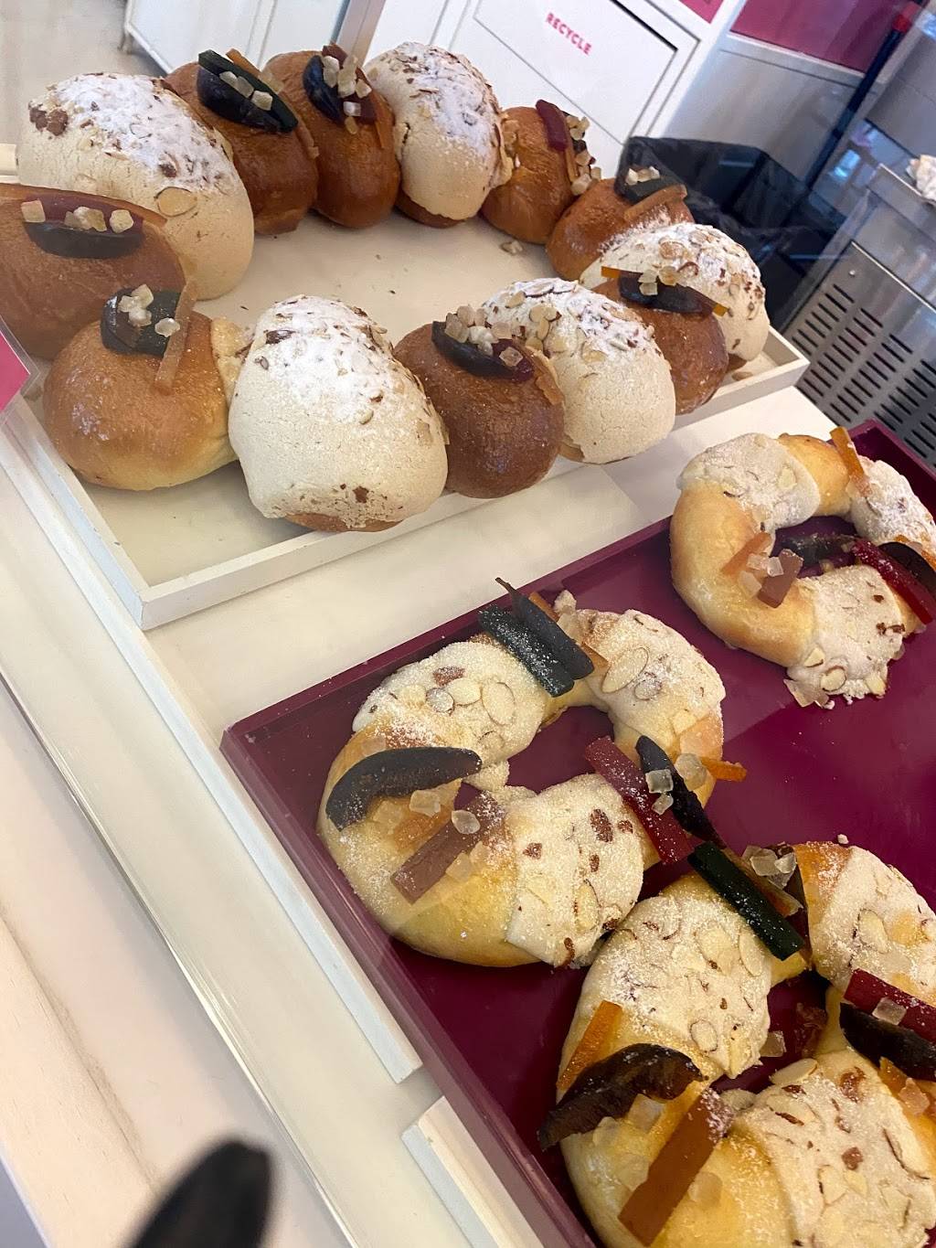 PANANGO! | bakery | 720 N State St, Chicago, IL 60654, USA | 3476108101 OR +1 347-610-8101