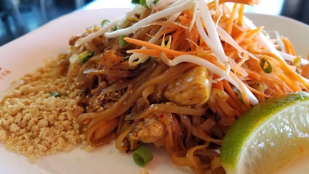 Tuk Tuk Thai Grill DTC | restaurant | 8000 E Quincy Ave, Denver, CO 80237, USA | 7202004041 OR +1 720-200-4041