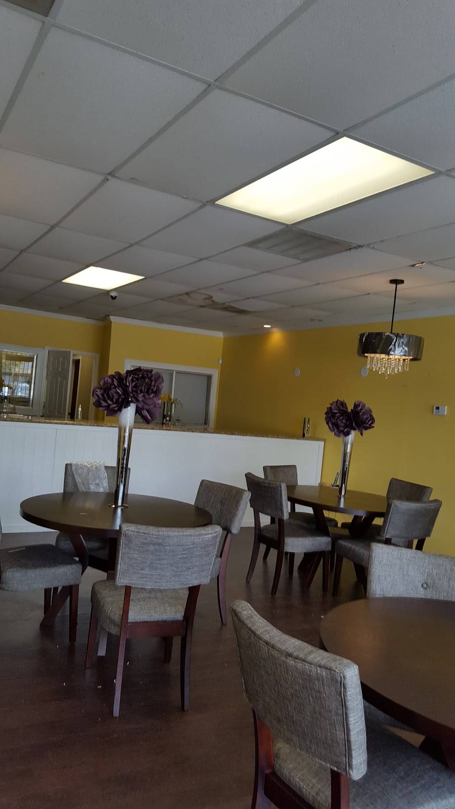 Ms. Sugarmama & Co. | restaurant | 12140 Fondren Rd, Houston, TX 77035, USA | 7137281000 OR +1 713-728-1000