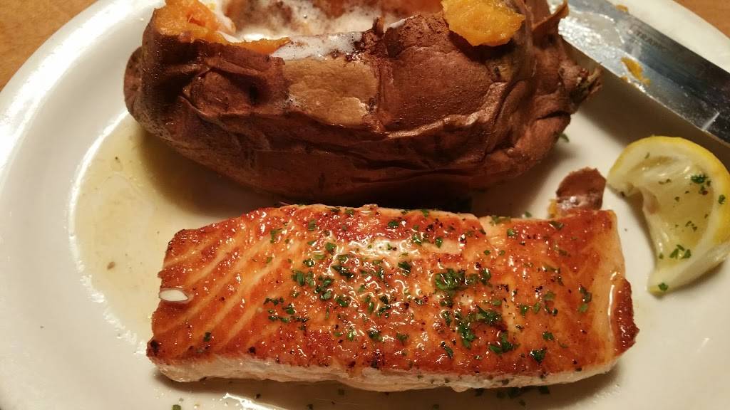 Texas Roadhouse | restaurant | 181 Huguenot St, New Rochelle, NY 10801, USA | 9146327427 OR +1 914-632-7427