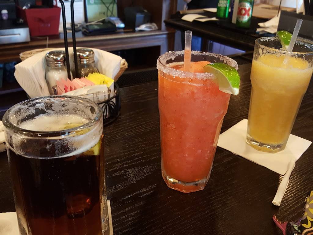 Chavas Mexican Restaurant | restaurant | 217 E Vandalia St, Edwardsville, IL 62025, USA | 6186928192 OR +1 618-692-8192