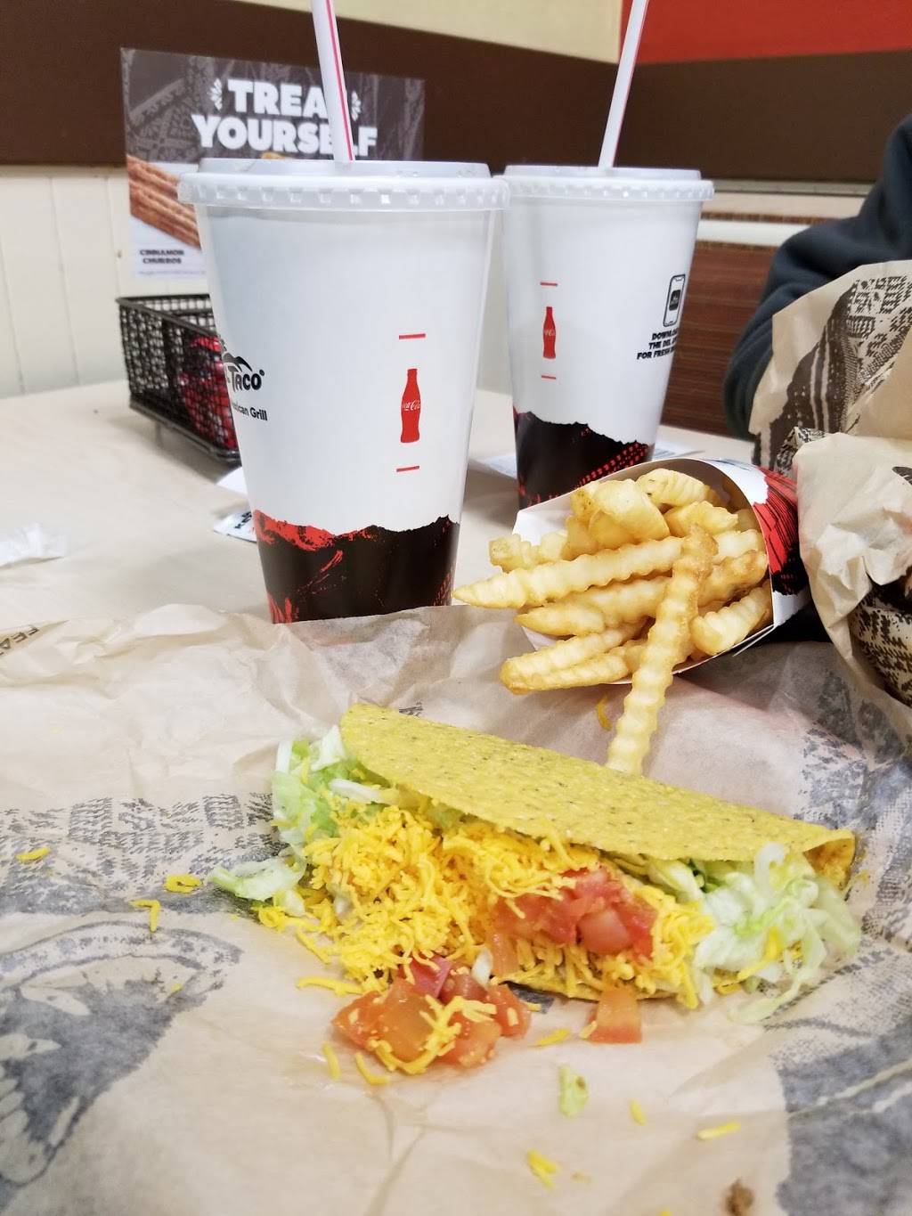 Del Taco | meal takeaway | 2534 E Avenue S, Palmdale, CA 93550, USA | 6619472022 OR +1 661-947-2022