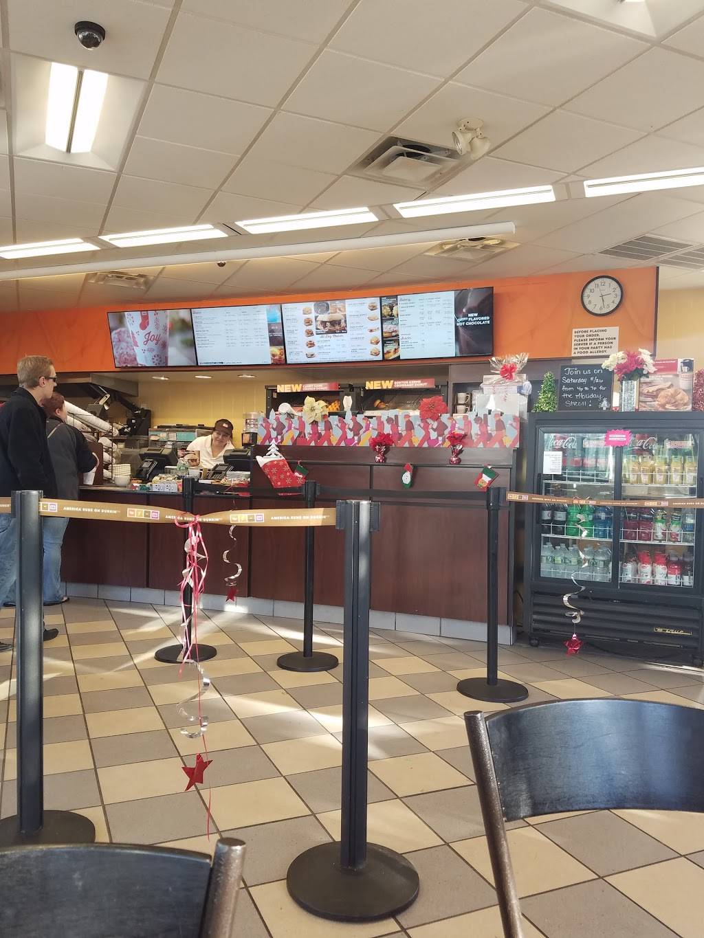 Dunkin | bakery | 21 E Water St, Rockland, MA 02370, USA | 7818781930 OR +1 781-878-1930
