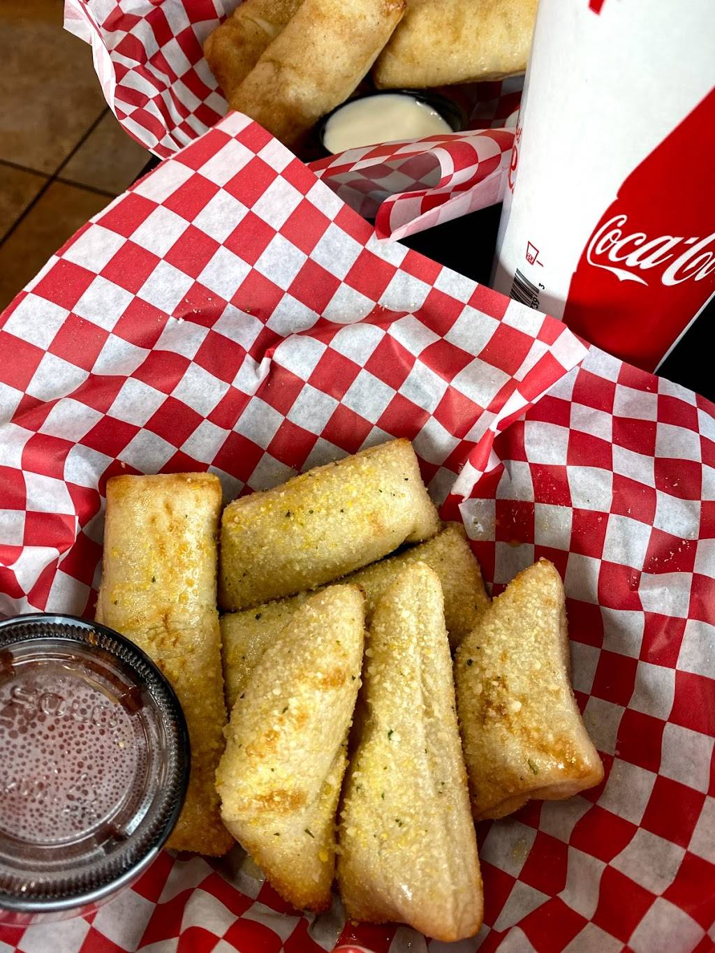 Copps Pizza | meal delivery | 7204 Jones St, Omaha, NE 68114, USA | 4023222219 OR +1 402-322-2219