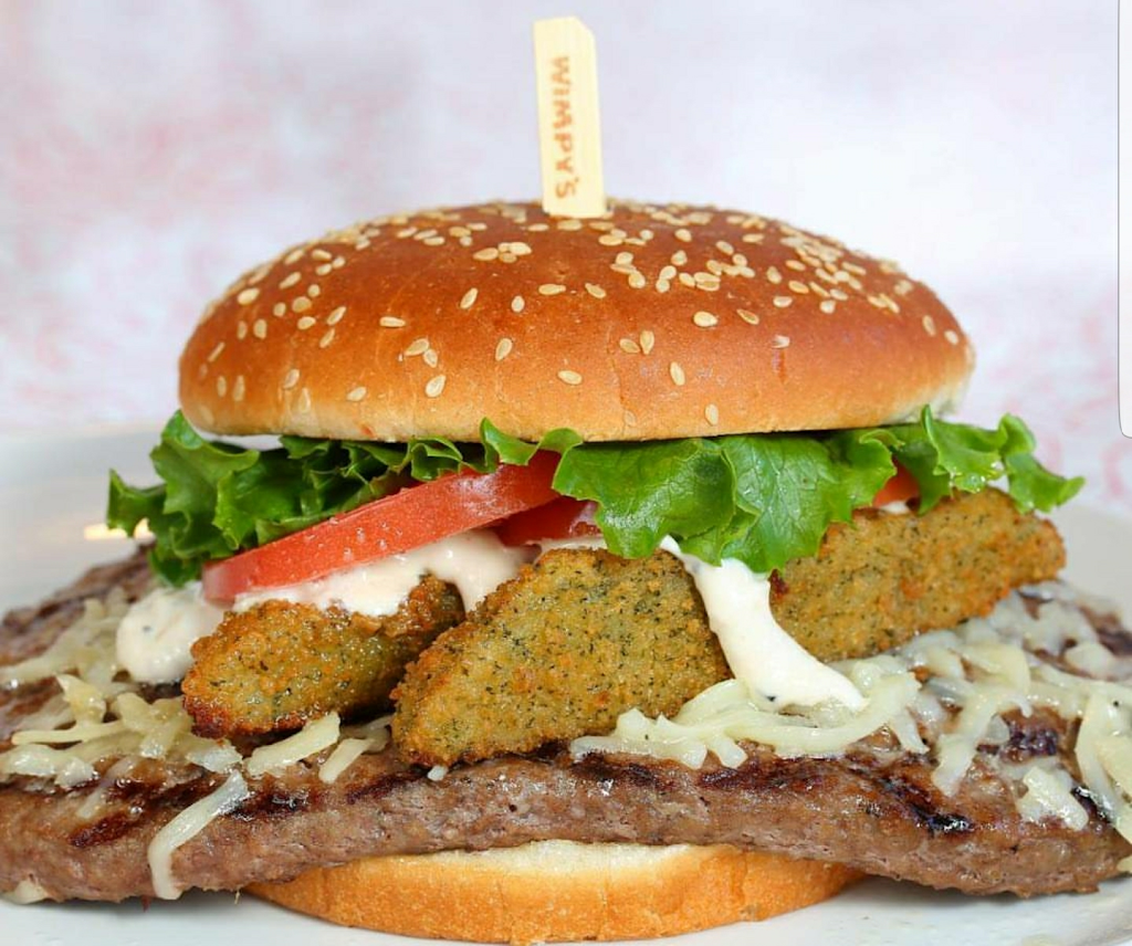 Wimpys Diner | restaurant | 65 Rylander Blvd, Scarborough, ON M1B 5M5, Canada | 4162826857 OR +1 416-282-6857