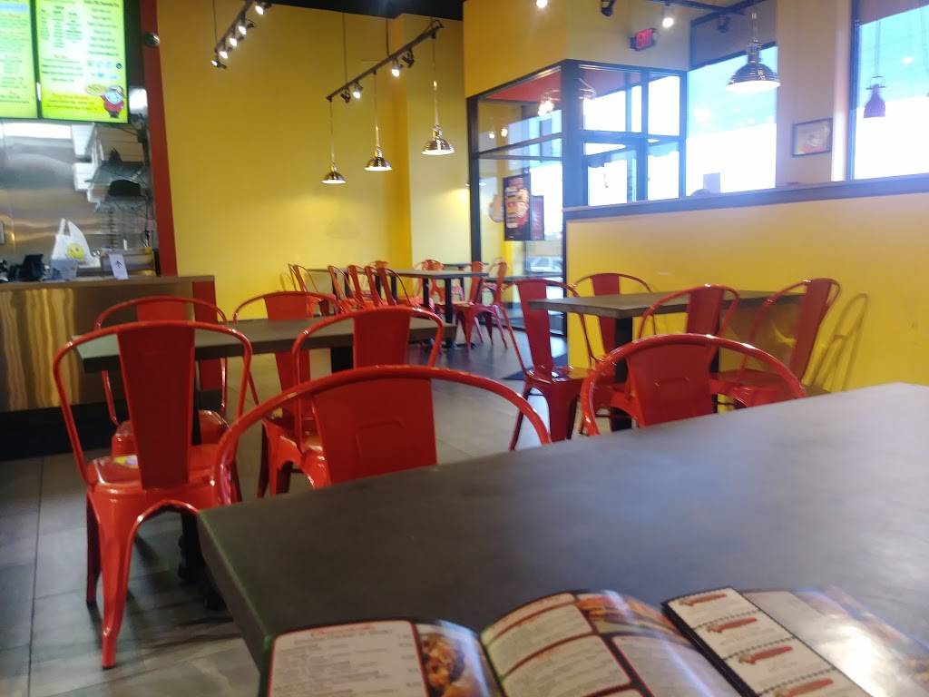 Chubbys Cheesesteaks Brookfield | restaurant | 3845 N 124th St, Brookfield, WI 53005, USA | 2627819999 OR +1 262-781-9999