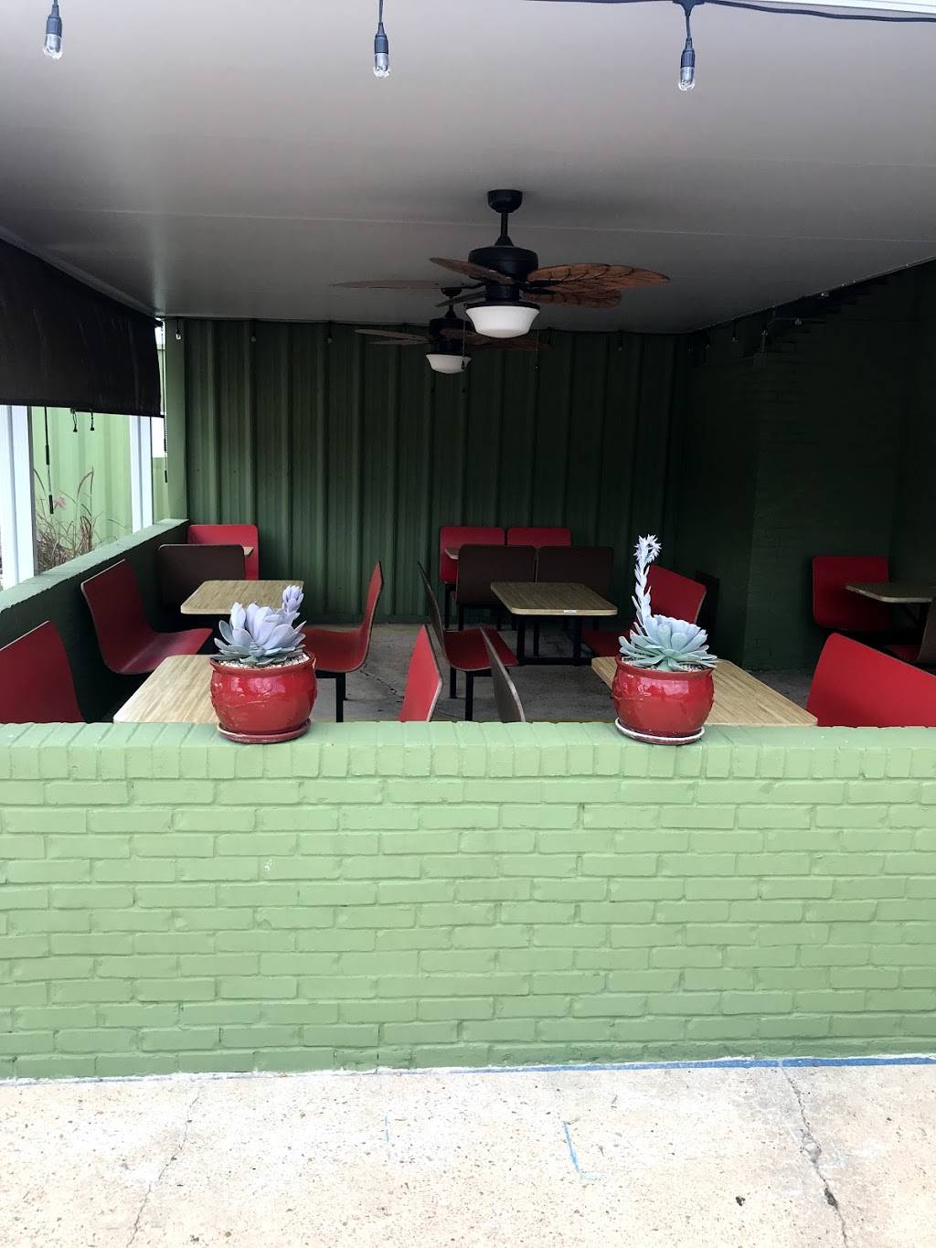 Los Charros | restaurant | 1105164002046001, Vernon, AL 35592, USA | 2056950050 OR +1 205-695-0050