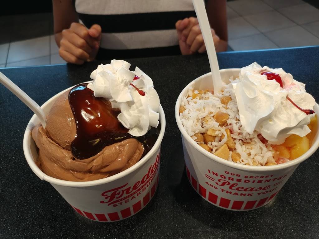 Freddys Frozen Custard & Steakburgers | restaurant | 2100 Wilma Rudolph Blvd, Clarksville, TN 37040, USA | 9319195070 OR +1 931-919-5070