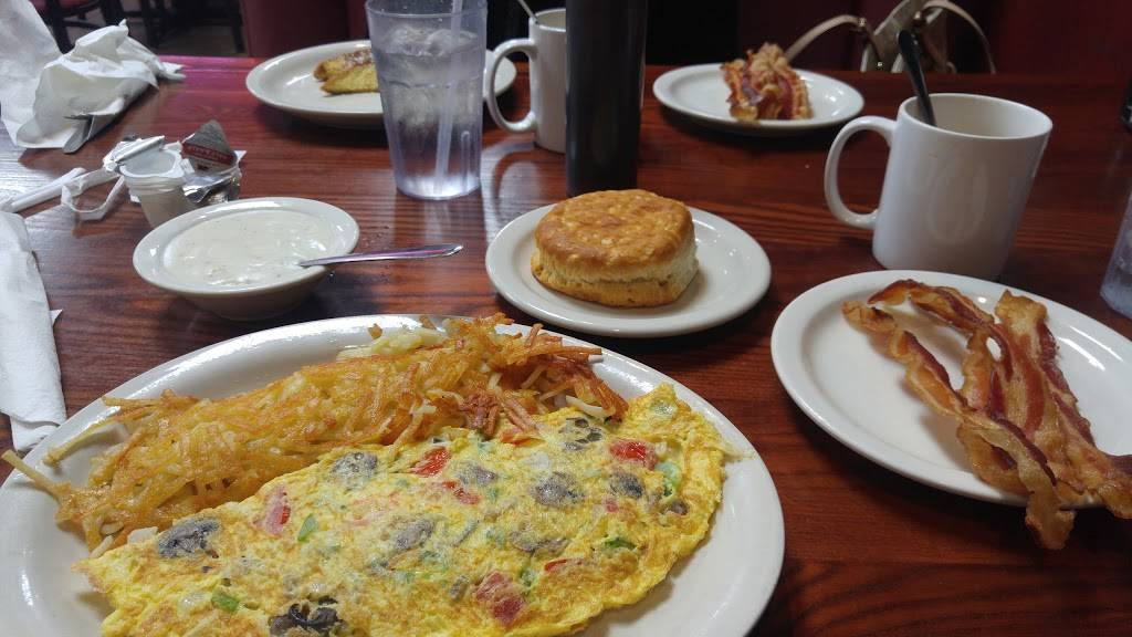 East 74 Restaurant | restaurant | 10915 Monroe Rd, Matthews, NC 28105, USA | 7048475035 OR +1 704-847-5035