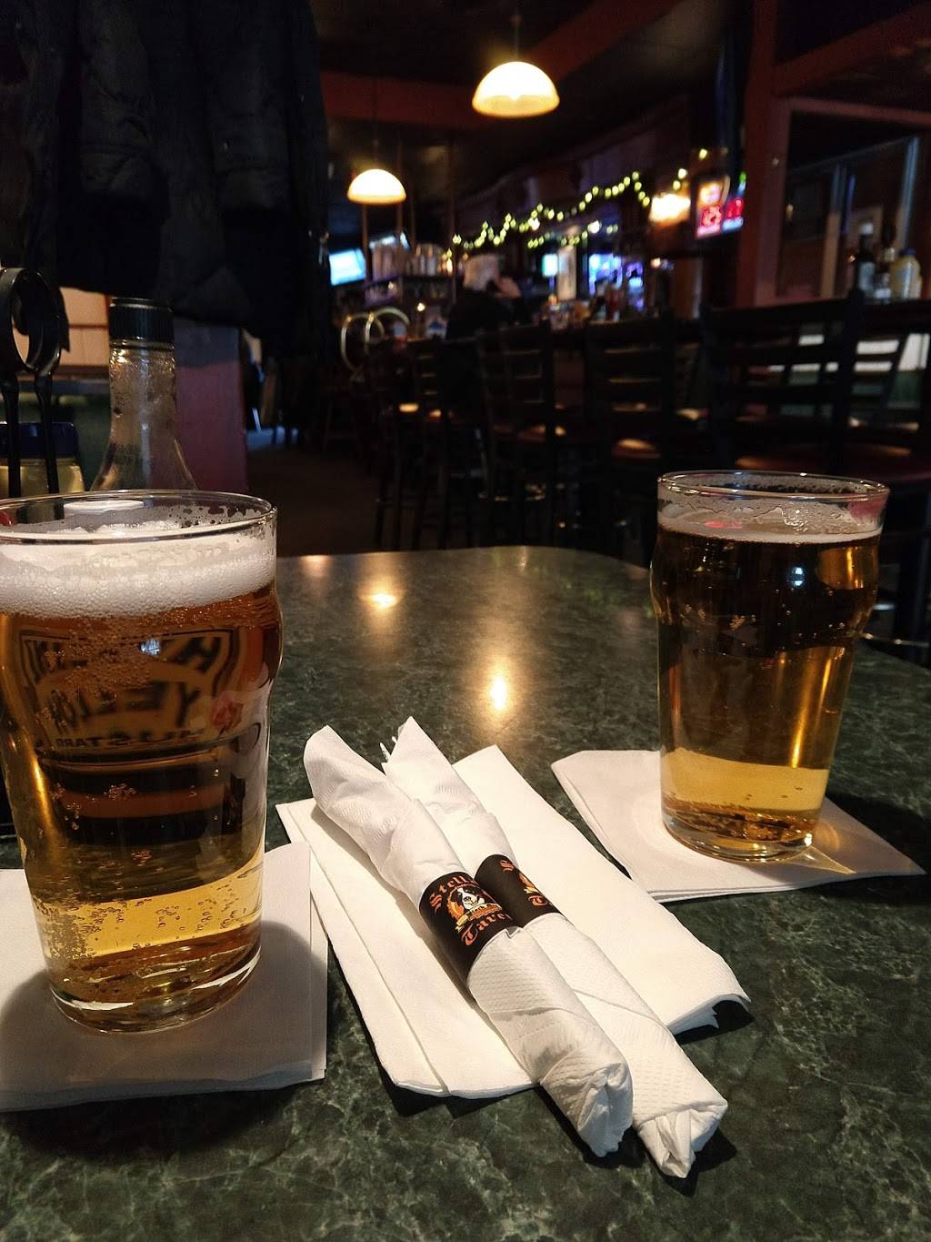 Stellas Black Dog Tavern | restaurant | 860 Fralick St, Plymouth, MI 48170, USA | 7342079656 OR +1 734-207-9656